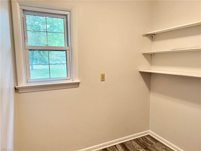 347 Brunell DR, Hampton, VA 23666