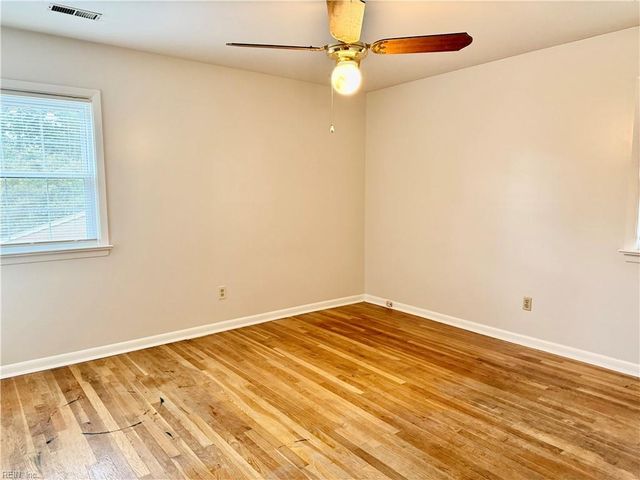 347 Brunell DR, Hampton, VA 23666