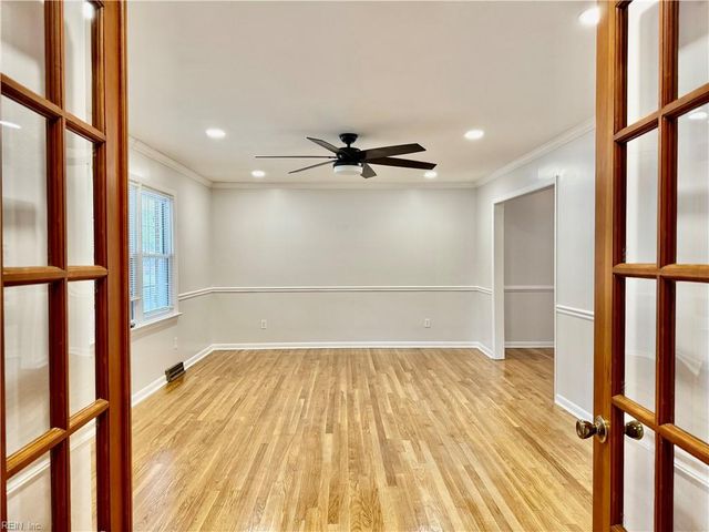 347 Brunell DR, Hampton, VA 23666