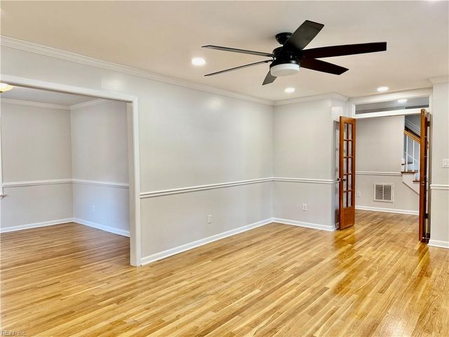 347 Brunell DR, Hampton, VA 23666