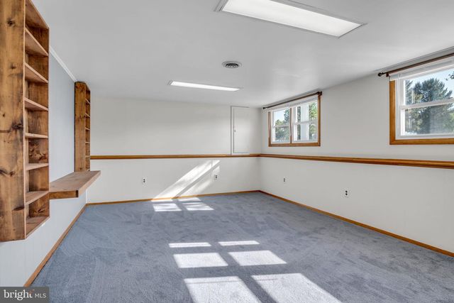 535 SHED RD, Newville, PA 17241