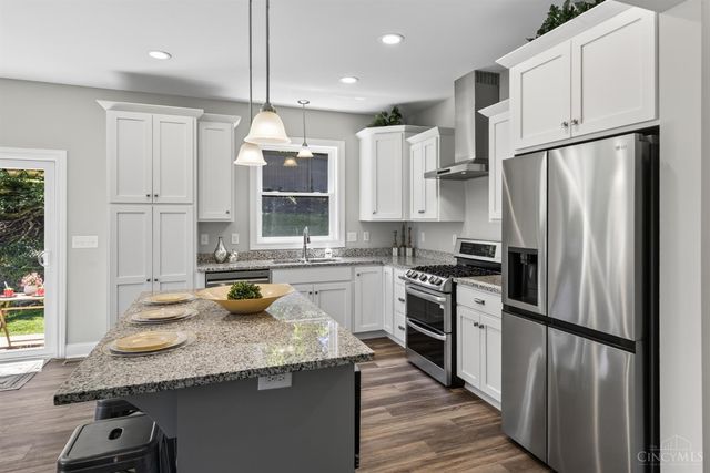 7357 Cornell Road, Montgomery, OH 45242