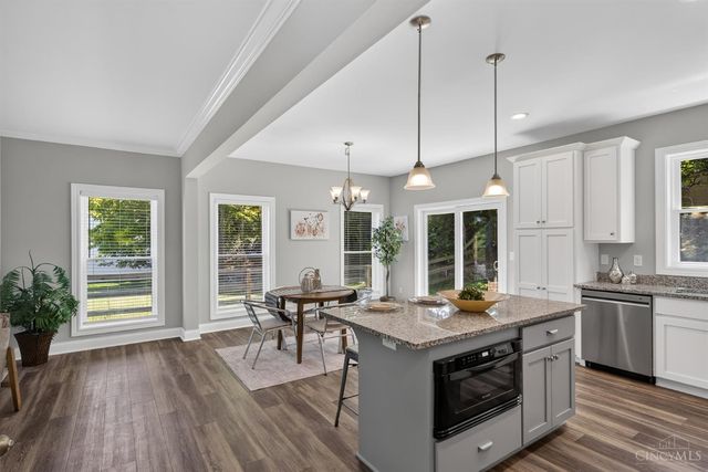 7357 Cornell Road, Montgomery, OH 45242