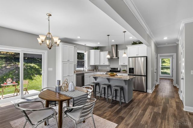 7357 Cornell Road, Montgomery, OH 45242