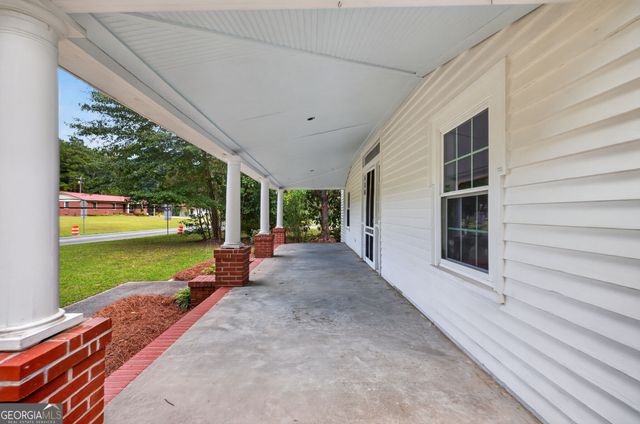 406 Vineyard Road, Griffin, GA 30223