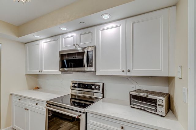 3000 N Ocean Drive 4 G, Singer Island, FL 33404