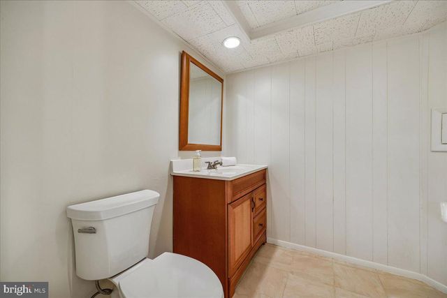 12401 OVER RIDGE RD, Potomac, MD 20854