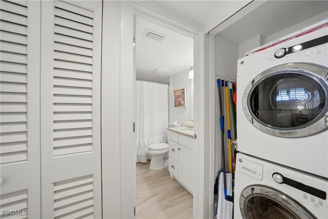 345 Mango ST 604, Fort Myers Beach, FL 33931