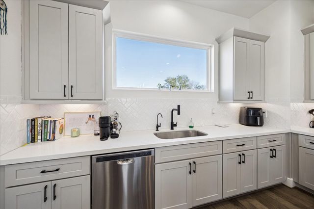 1915 Kolfahl Street A, Houston, TX 77023