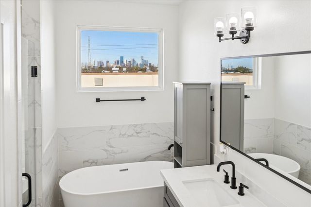 1915 Kolfahl Street A, Houston, TX 77023