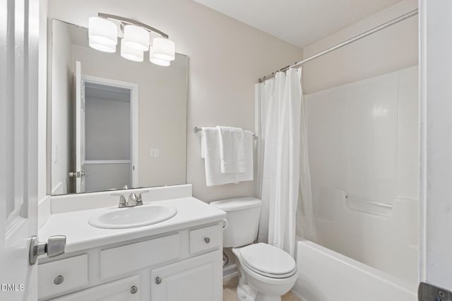 508 Canyon Lake Circle, Morrisville, NC 27560