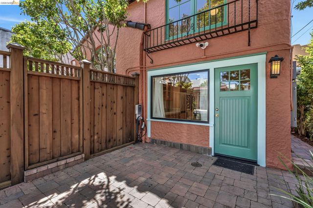 844 Ramona, Albany, CA 94706