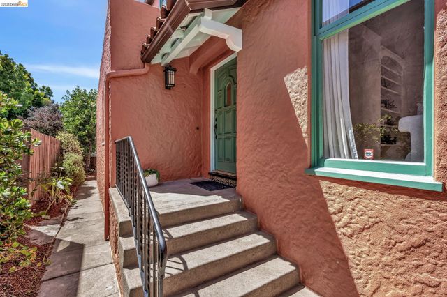 844 Ramona, Albany, CA 94706