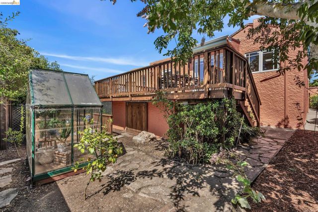 844 Ramona, Albany, CA 94706