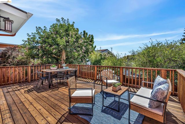 844 Ramona, Albany, CA 94706