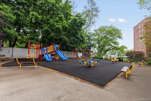 5645 Netherland Avenue 5C, Bronx, NY 10471