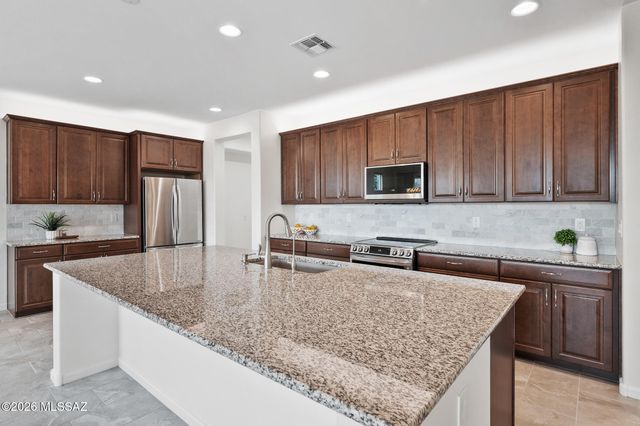 7712 W Sage Path, Marana, AZ 85658