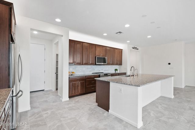 7712 W Sage Path, Marana, AZ 85658