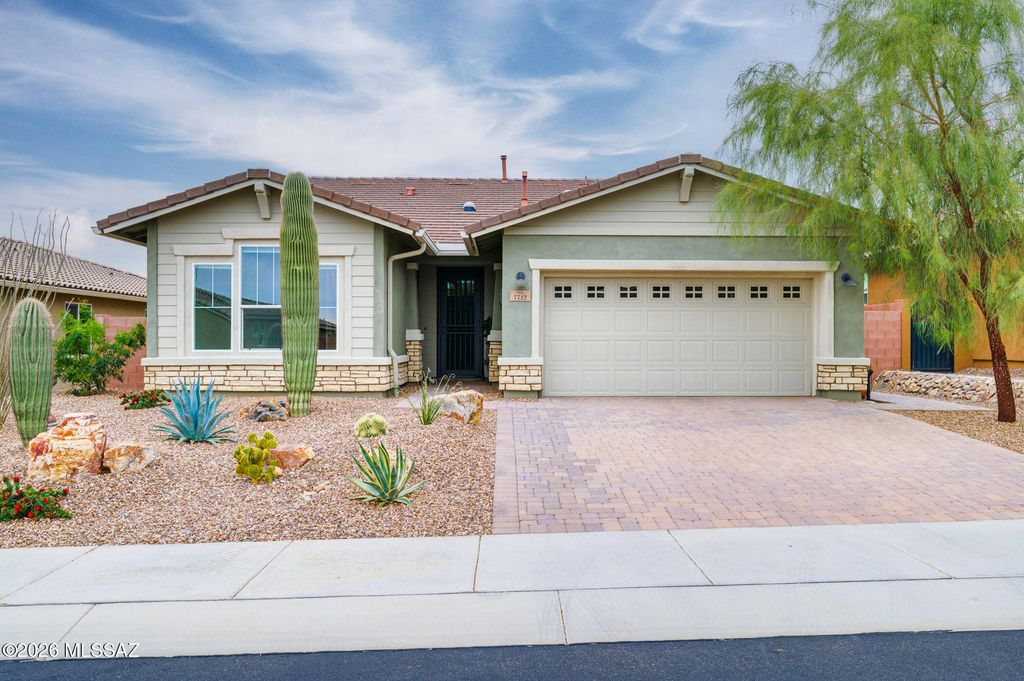 7712 W Sage Path, Marana, AZ 85658