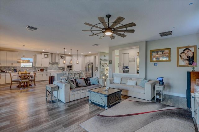 14536 WOODLAND SPUR DRIVE, Lithia, FL 33547