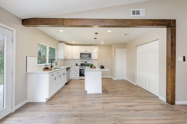 6402 Faircove Circle, Garland, TX 75043