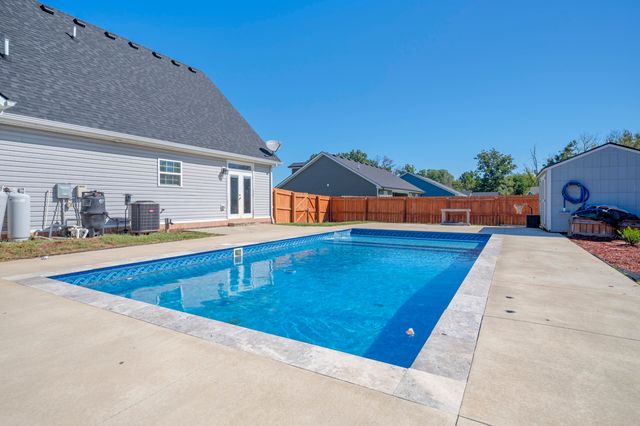 205 Bentley Way, Richmond, KY 40475
