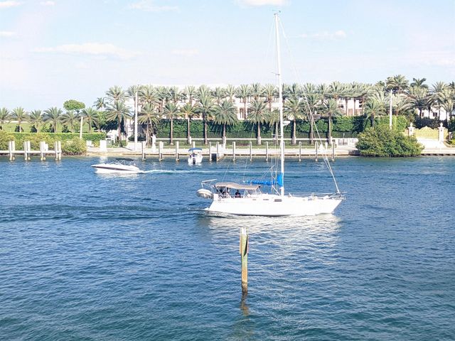 2772 NE 30th Avenue 6c, Lighthouse Point, FL 33064