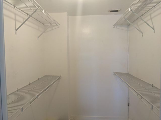 2772 NE 30th Avenue 6c, Lighthouse Point, FL 33064