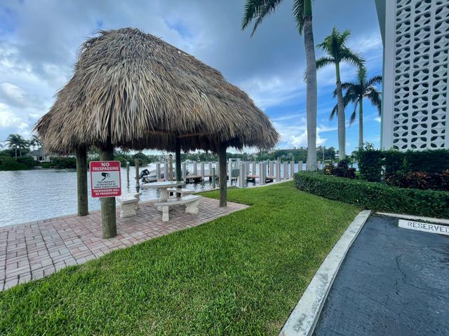 2772 NE 30th Avenue 6c, Lighthouse Point, FL 33064