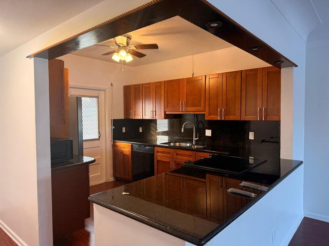 2772 NE 30th Avenue 6c, Lighthouse Point, FL 33064