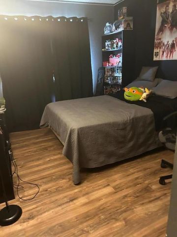 2270 Chester Drive, Tracy, CA 95376