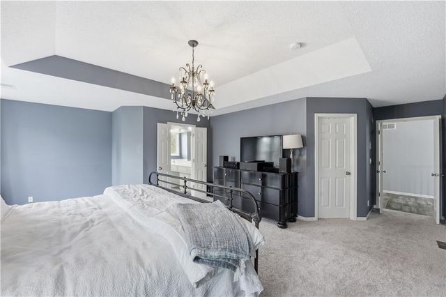 21715 W 100 Terrace, Lenexa, KS 66220