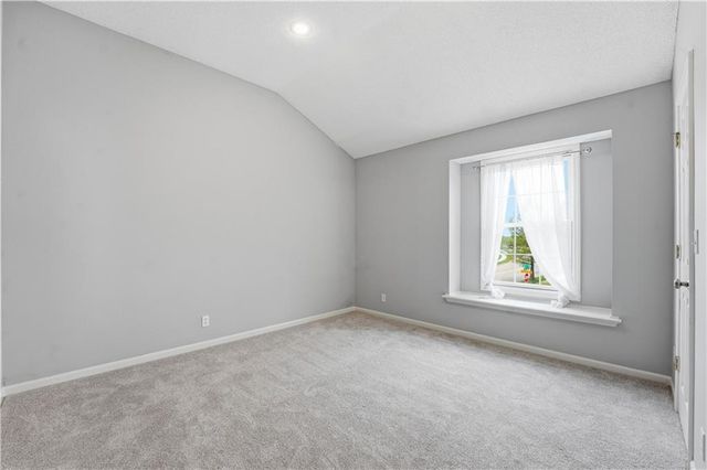 21715 W 100 Terrace, Lenexa, KS 66220