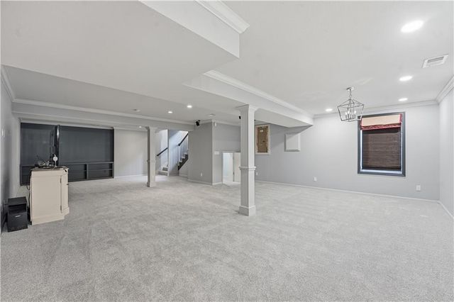21715 W 100 Terrace, Lenexa, KS 66220