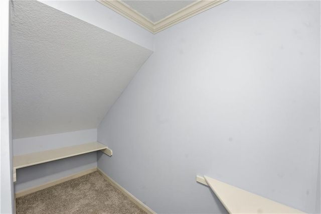 21715 W 100 Terrace, Lenexa, KS 66220