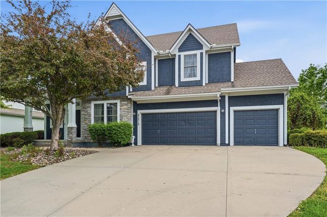 21715 W 100 Terrace, Lenexa, KS 66220