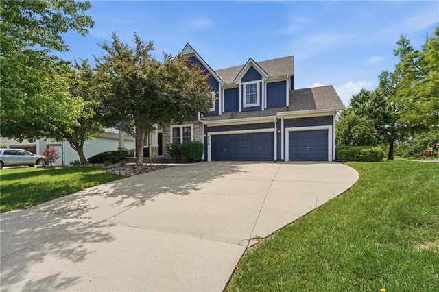 21715 W 100 Terrace, Lenexa, KS 66220