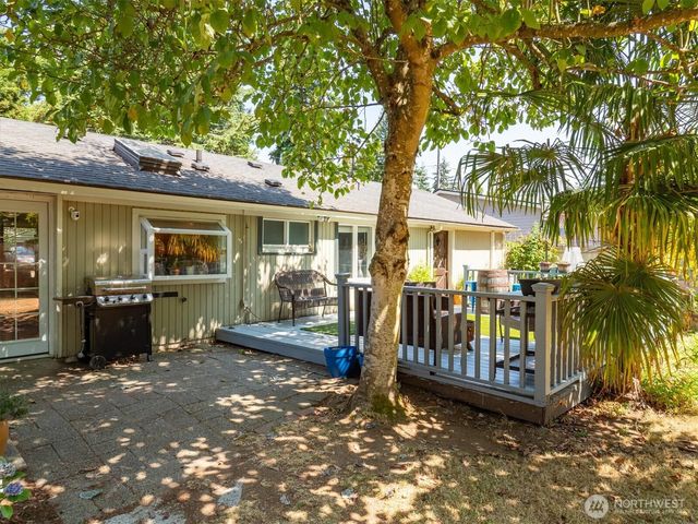 1331 N 121st Street, Seattle, WA 98133