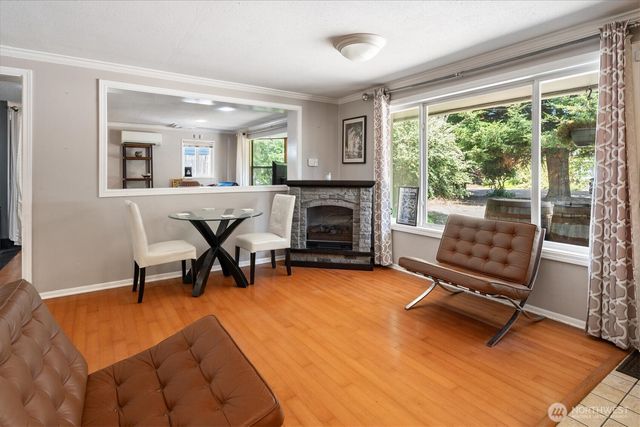 1331 N 121st Street, Seattle, WA 98133