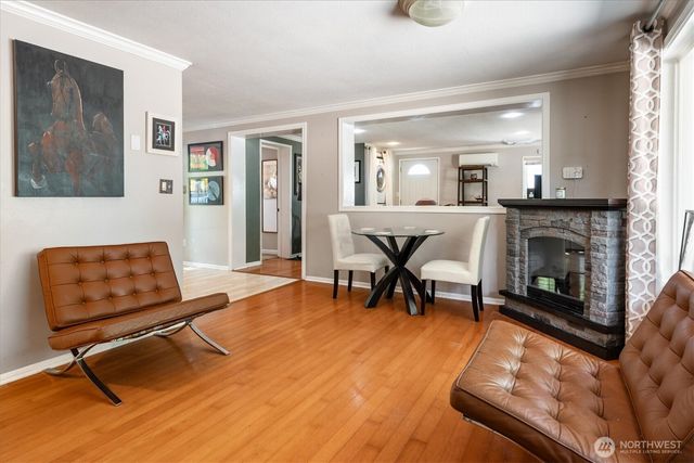 1331 N 121st Street, Seattle, WA 98133