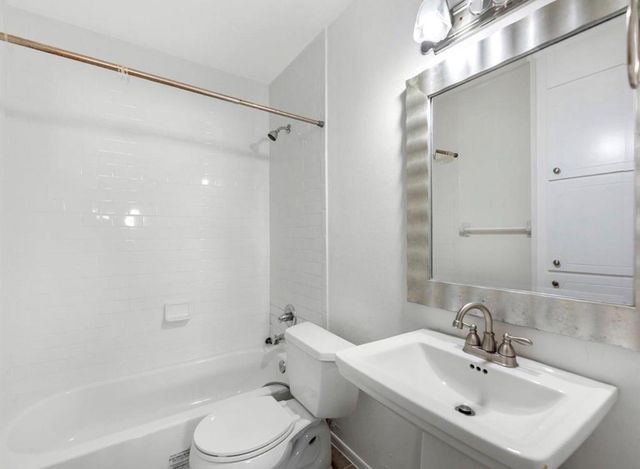 6402 Del Monte Drive 47, Houston, TX 77057