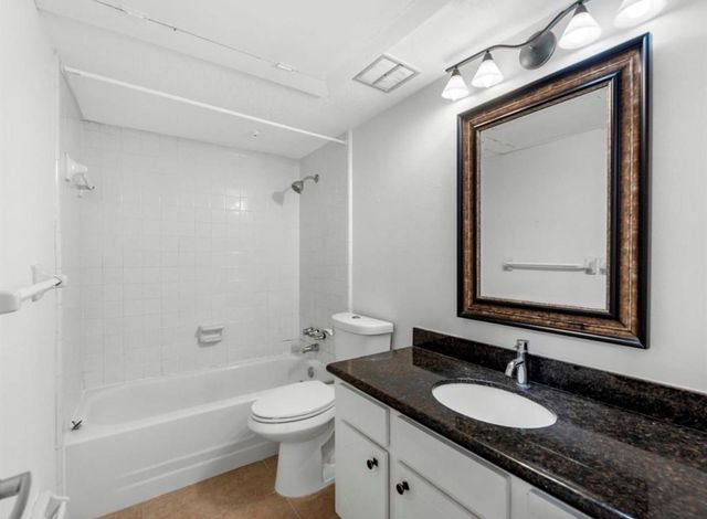 6402 Del Monte Drive 47, Houston, TX 77057