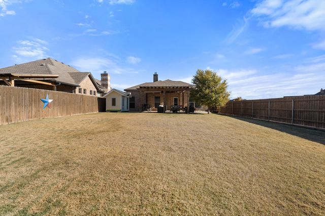 2101 100th Street, Lubbock, TX 79423