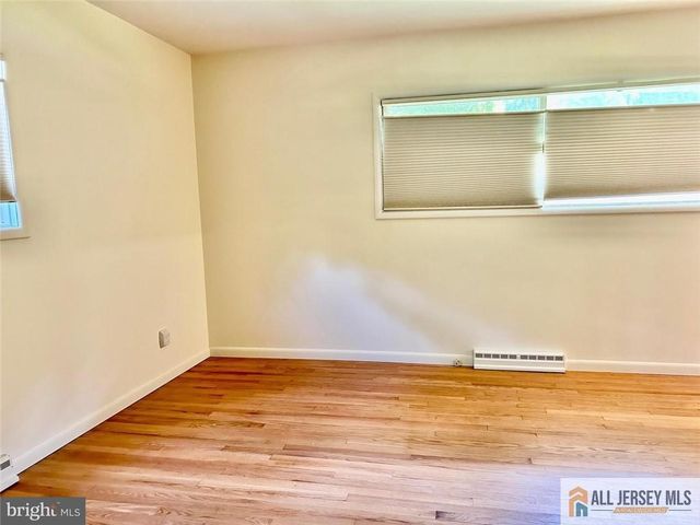 28 Pardoe Road, Princeton, NJ 08540