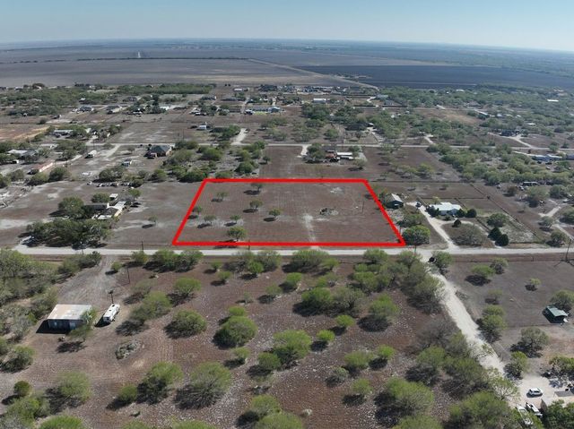 3872 COBB Lane, Robstown, TX 78380