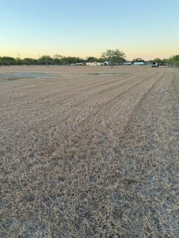 3872 COBB Lane, Robstown, TX 78380