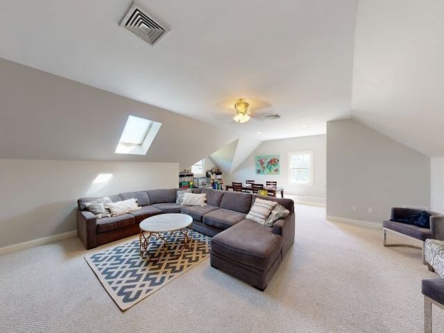 13 Green St _, Newton, MA 02458