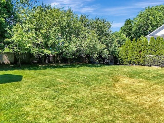 13 Green St _, Newton, MA 02458