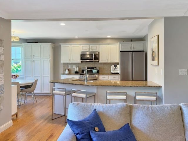 13 Green St _, Newton, MA 02458