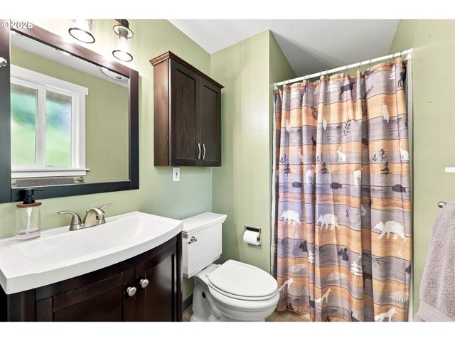 3914 Se DOUGLASS Ct, Troutdale, OR 97060
